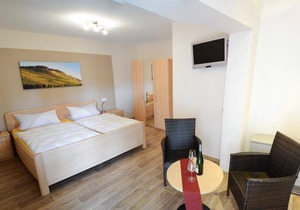 100 m² Apartment ∙ 2 bedrooms ∙ 4 guests