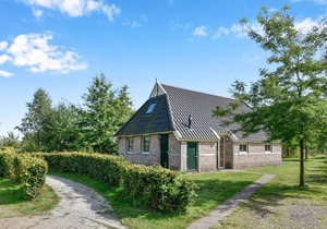 100 m² Bungalow ∙ 3 bedrooms ∙ 6 guests