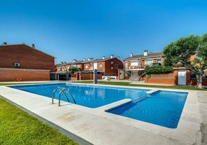 100 m² House ∙ 4 bedrooms ∙ 8 guests