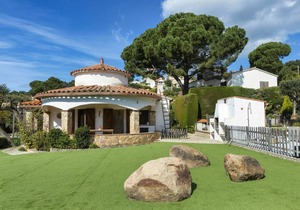 100 m² Villa ∙ 3 bedrooms ∙ 6 guests