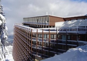 100m from ski slopes, 8th floor, view mountain, balcony, tv, 30m², Les Arcs