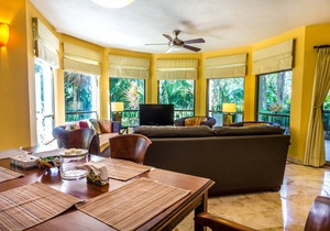 102 m² Condo ∙ 2 bedrooms ∙ 5 guests
