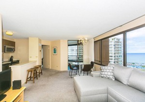105 m² Condo ∙ 2 bedrooms ∙ 4 guests