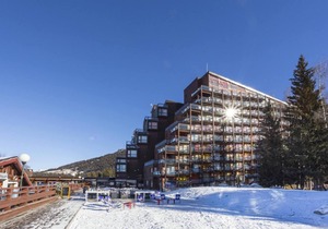 10m from ski slopes, 11st floor, view ski slopes, balcony, tv, 24m², Les Arcs