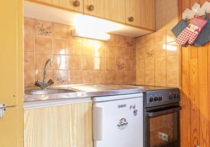 10m from ski slopes, 2nd floor, balcony, ski locker, 18m², Aussois