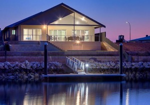11 Kestrel Place - Private Jetty