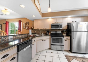 110 m² Condo ∙ 2 bedrooms ∙ 5 guests