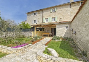 110 m² House ∙ 3 bedrooms ∙ 8 guests
