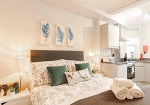 12 Helena Luxury Serviced Apartment