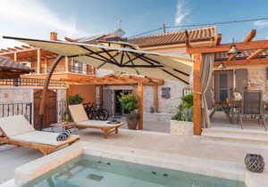 120 m² Villa ∙ 2 bedrooms ∙ 6 guests