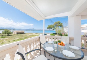 121 m² Apartment ∙ 3 bedrooms ∙ 6 guests