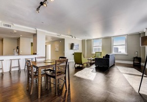 127 m² Apartment ∙ 2 bedrooms ∙ 4 guests
