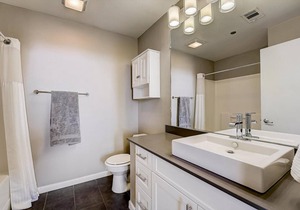 127 m² Apartment ∙ 2 bedrooms ∙ 4 guests