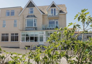 130 m² Cottage ∙ 3 bedrooms ∙ 6 guests