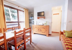130m from ski slopes, 4th floor, balcony, parking, tv, ski locker, 35m², La Norma