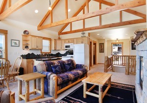 140 m² Condo ∙ 2 bedrooms ∙ 6 guests