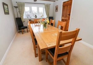 145 m² Cottage ∙ 4 bedrooms ∙ 8 guests