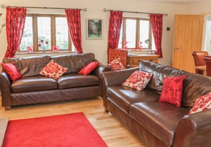 145 m² Cottage ∙ 4 bedrooms ∙ 7 guests