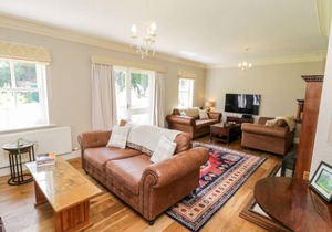 145 m² Cottage ∙ 4 bedrooms ∙ 10 guests