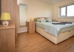 15 Lon Cernyw - Three Bedroom House, Sleeps 8