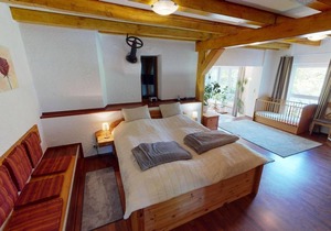 150 m² Apartment ∙ 3 bedrooms ∙ 8 guests