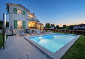 150 m² Villa ∙ 3 bedrooms ∙ 8 guests