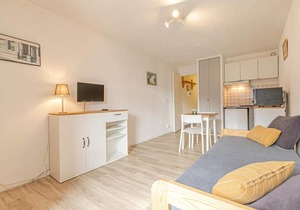150m from resort center, 2nd floor, balcony, tv, ski locker, 21m², Aussois