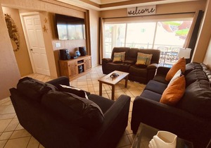 152 m² Condo ∙ 2 bedrooms ∙ 6 guests