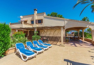 160 m² Accommodation ∙ 4 bedrooms ∙ 8 guests