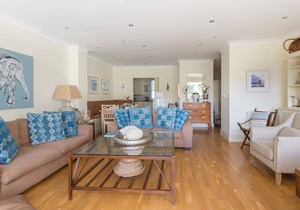 160 m² Cottage ∙ 5 bedrooms ∙ 10 guests
