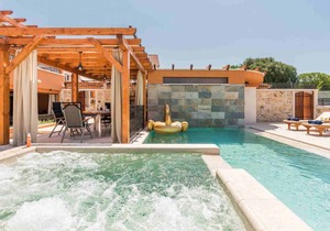 160 m² Villa ∙ 3 bedrooms ∙ 6 guests