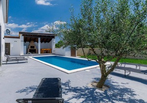 180 m² Accommodation ∙ 4 bedrooms ∙ 8 guests