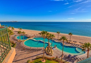 180 m² Condo ∙ 3 bedrooms ∙ 8 guests