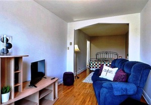#199 Cozy Furnished Apt in Rosemont