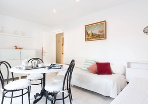1ANC 10 - Basic 1 bedroom apartment located very close to the beach of Llafranc