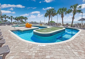 1BR/1BA Oceanfront condo w/Kitchen & Balcony in Center of MB, #1355
