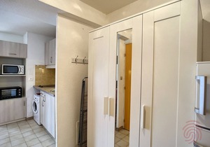 1BR Flat with terrace, parking and wifi in Lamalou