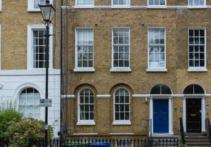 1BR Georgian Flat On A Peaceful Square, In Camberwell