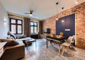 2-3 Apartments Old Town