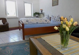2-bed apartment No. 9 (55 m²) - Weingut-Gästehaus R. Schroeder