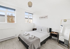 2 Bed Apt|families|Contractors|Uxbridge