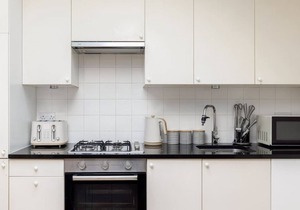 2 Bed Garden Flat Shepherd's Bush