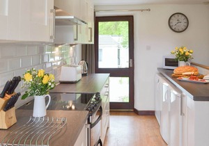 2 bedroom accommodation in Cheriton Bishop