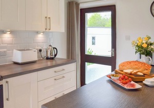 2 bedroom accommodation in Cheriton Bishop