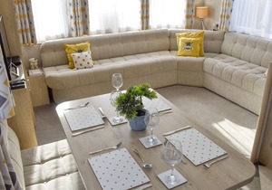 2 bedroom accommodation in Knaresborough
