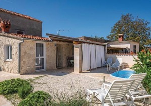 2 bedroom accommodation in Hreljici