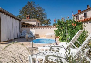 2 bedroom accommodation in Hreljici