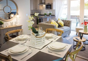 2 bedroom accommodation in Freshwater, Colwell Bay