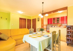 2 bedroom accommodation in Cukrici