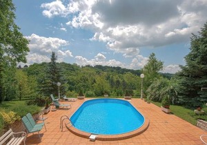 2 bedroom accommodation in Seketin
